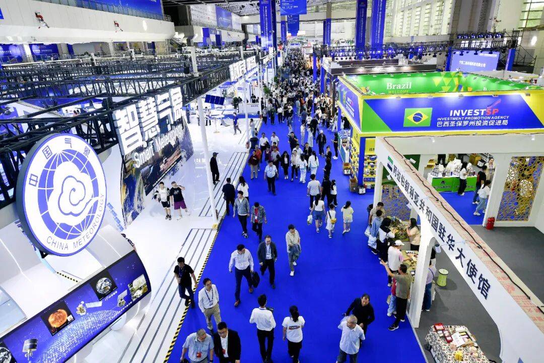 能、游戏专区首秀……银川精彩纷呈！CQ9电子平台入口特色商品、人工智(图6)