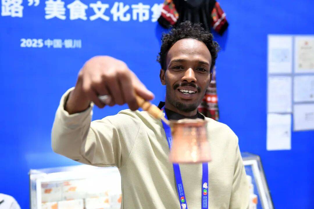 能、游戏专区首秀……银川精彩纷呈！CQ9电子平台入口特色商品、人工智(图10)